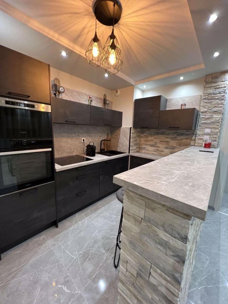 T3 5 Etoile Jacuzzi Apartamento Toulouse Exterior foto